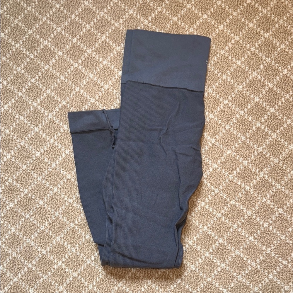 SET Active Dark Gray Leggings